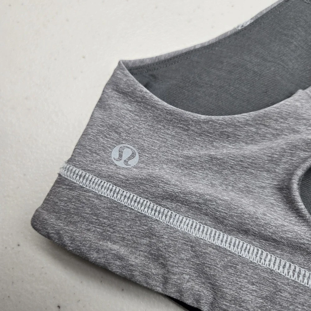 lululemon athletica ***stains item
